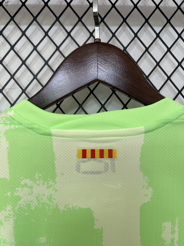 25/26 Barcelona Short Sleeve Soccer Jersey Fluorescent Green - Image 3