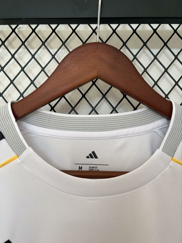 25/26 Real Madrid Home Short Sleeve Soccer Jersey - Image 3