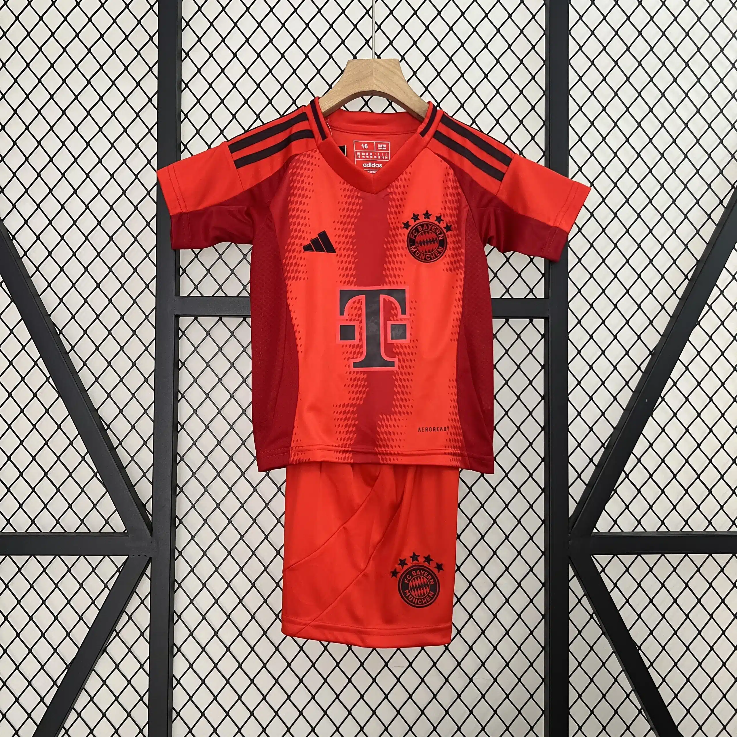 23-24 Bayern Munich Home Kid Kit