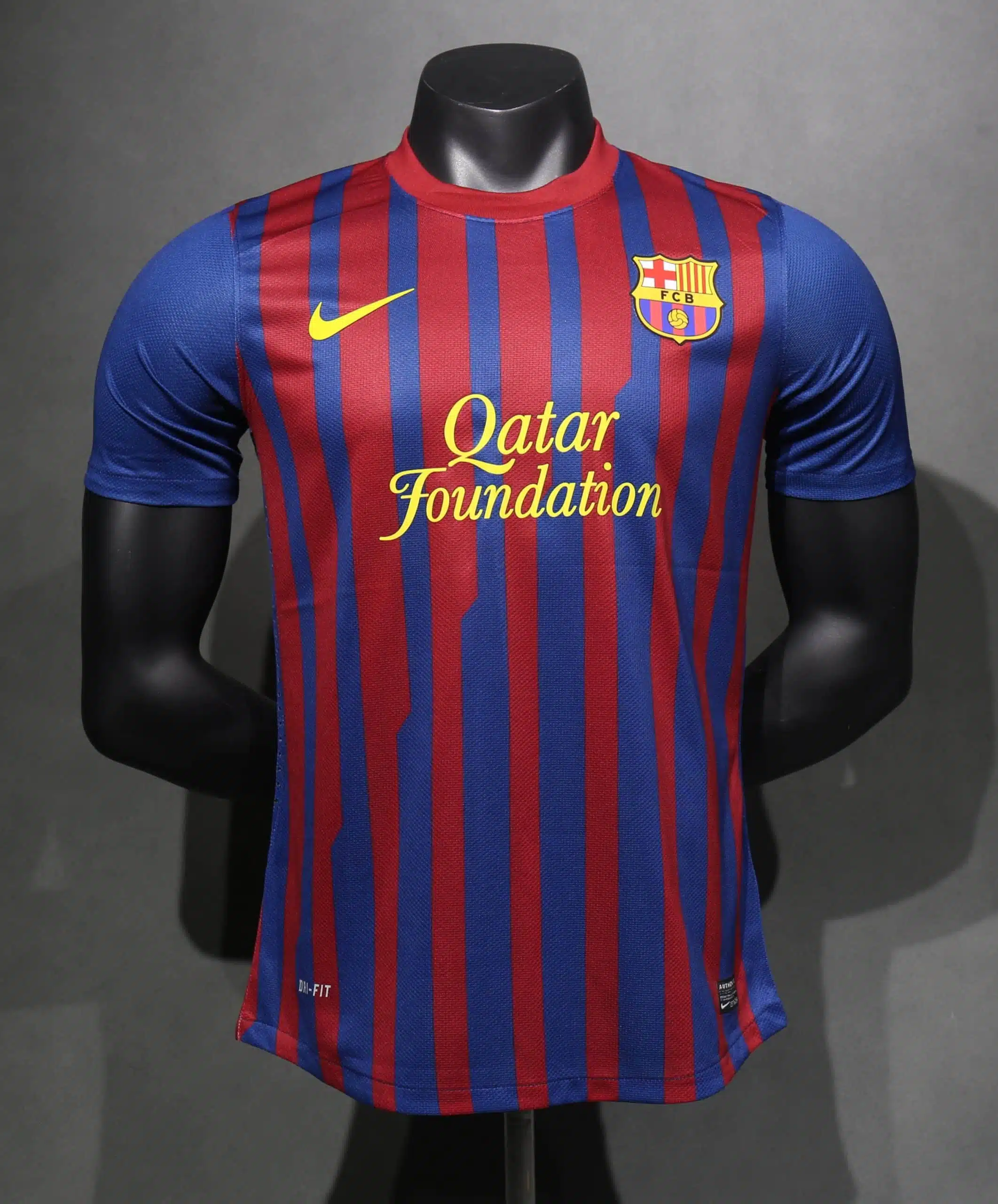 11-12 Barcelona Home Player Long Sleeve Retro Jersey/11-12巴萨主场球员长袖