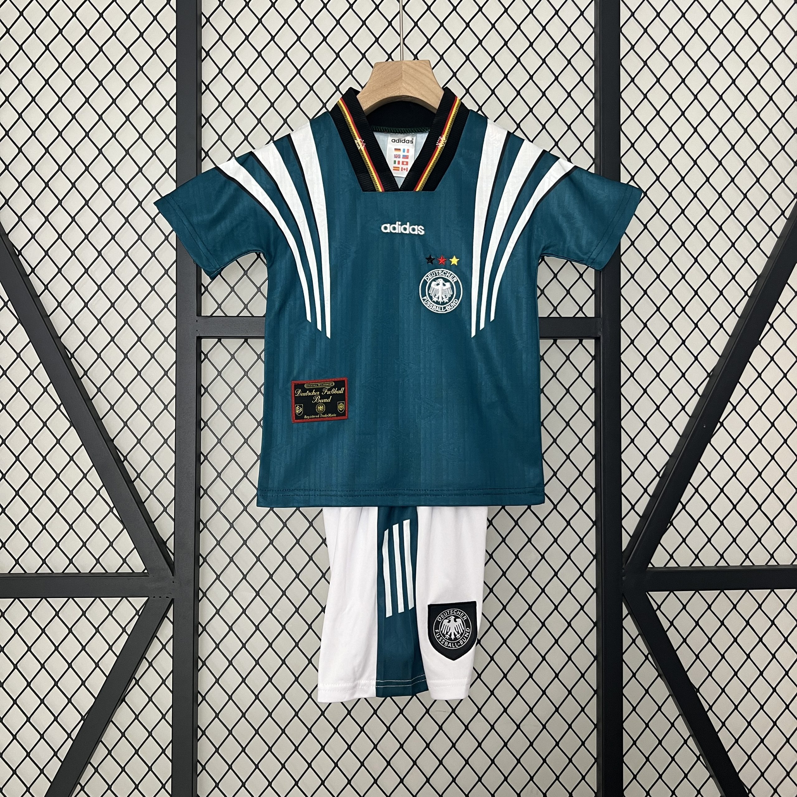 Retro 1996 Germany Away Kids Kit/ 1996德国客场童装