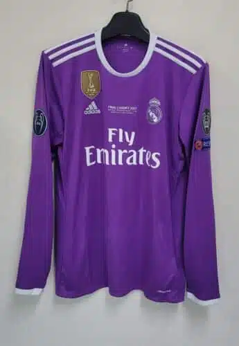 16-17  Real Madrid Away Retro Long Sleeve Jersey