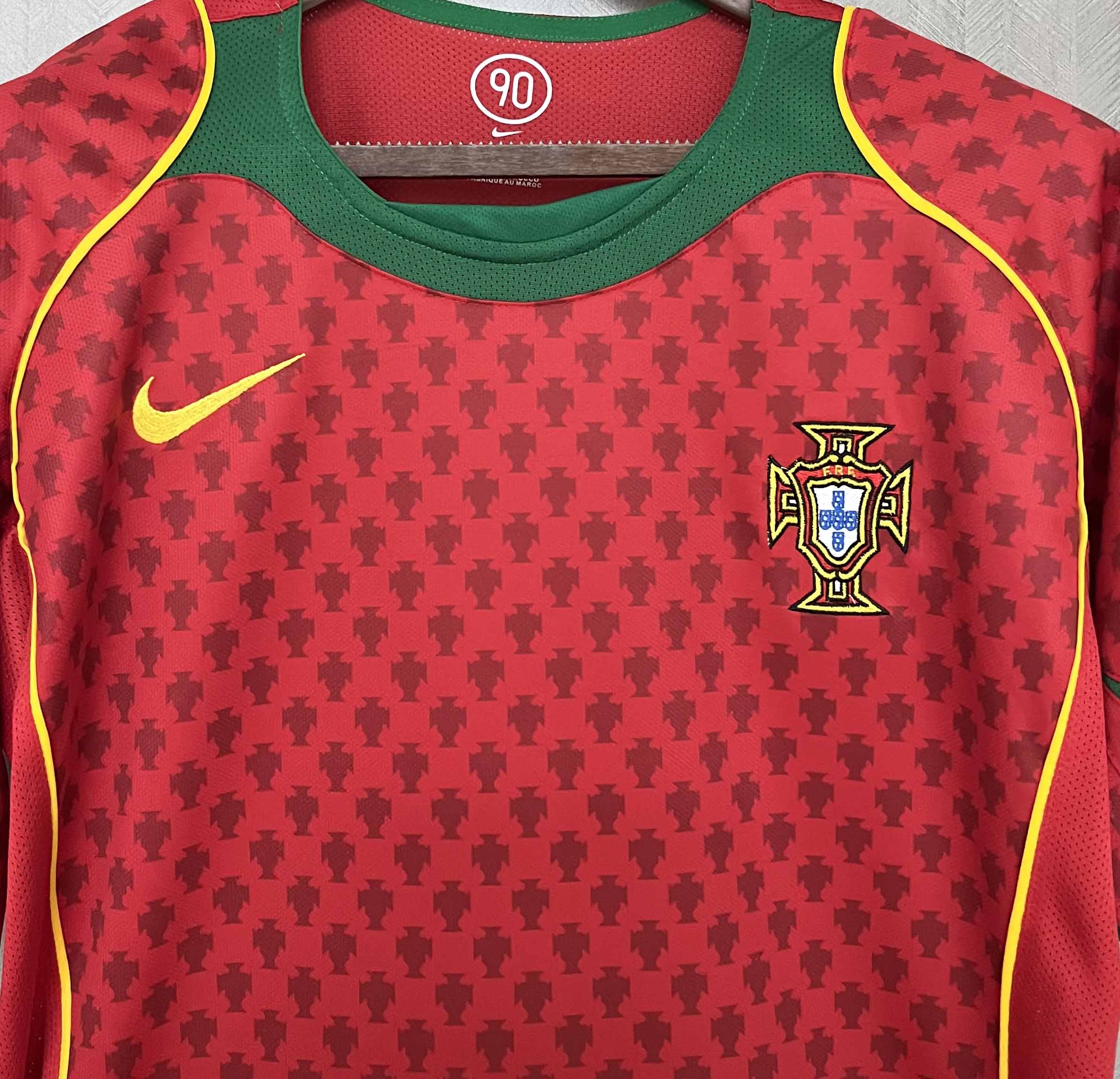 2004 Portugal Home Retro Jersey/2004 葡萄牙主场