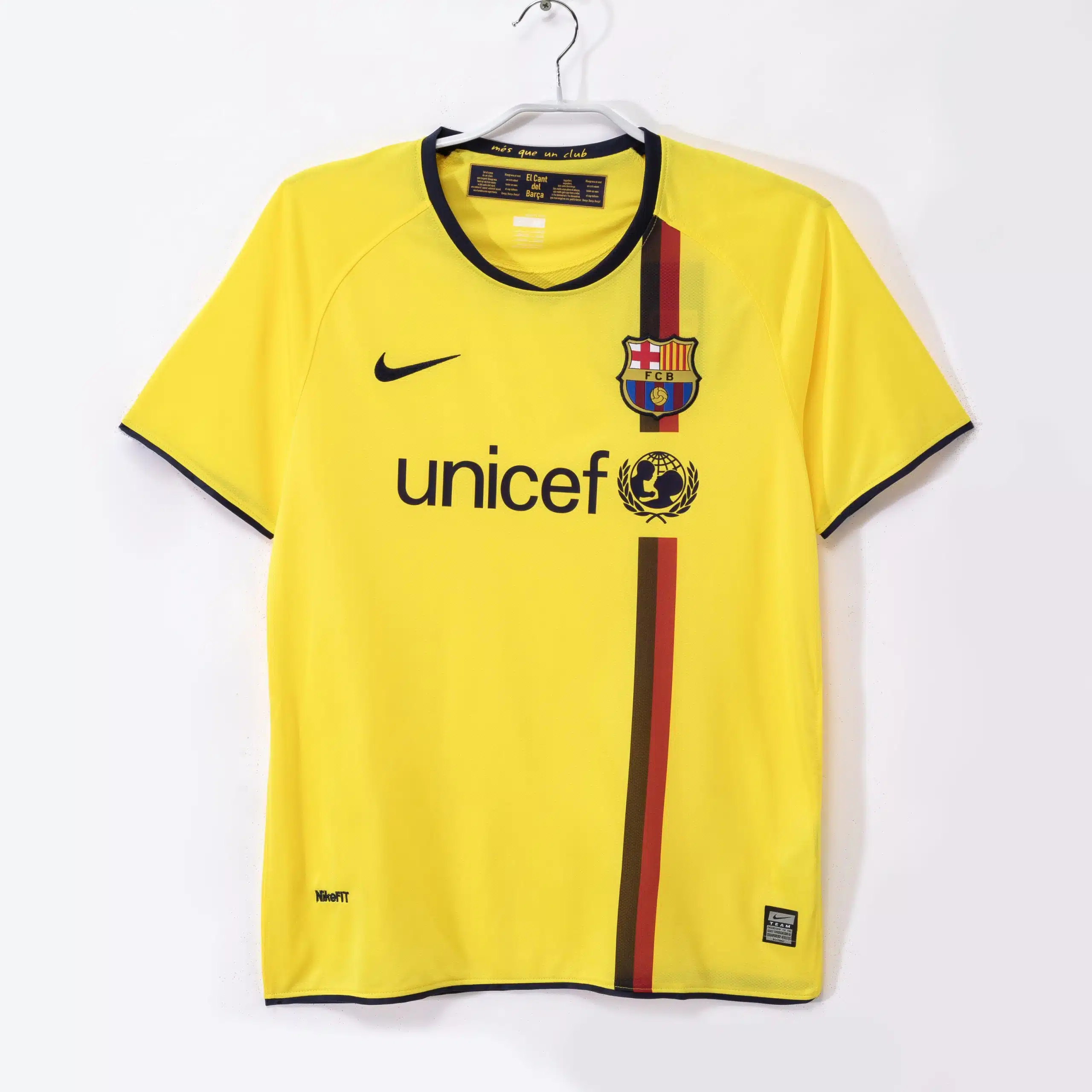 08-09 Barcelona Away Retro Jersey