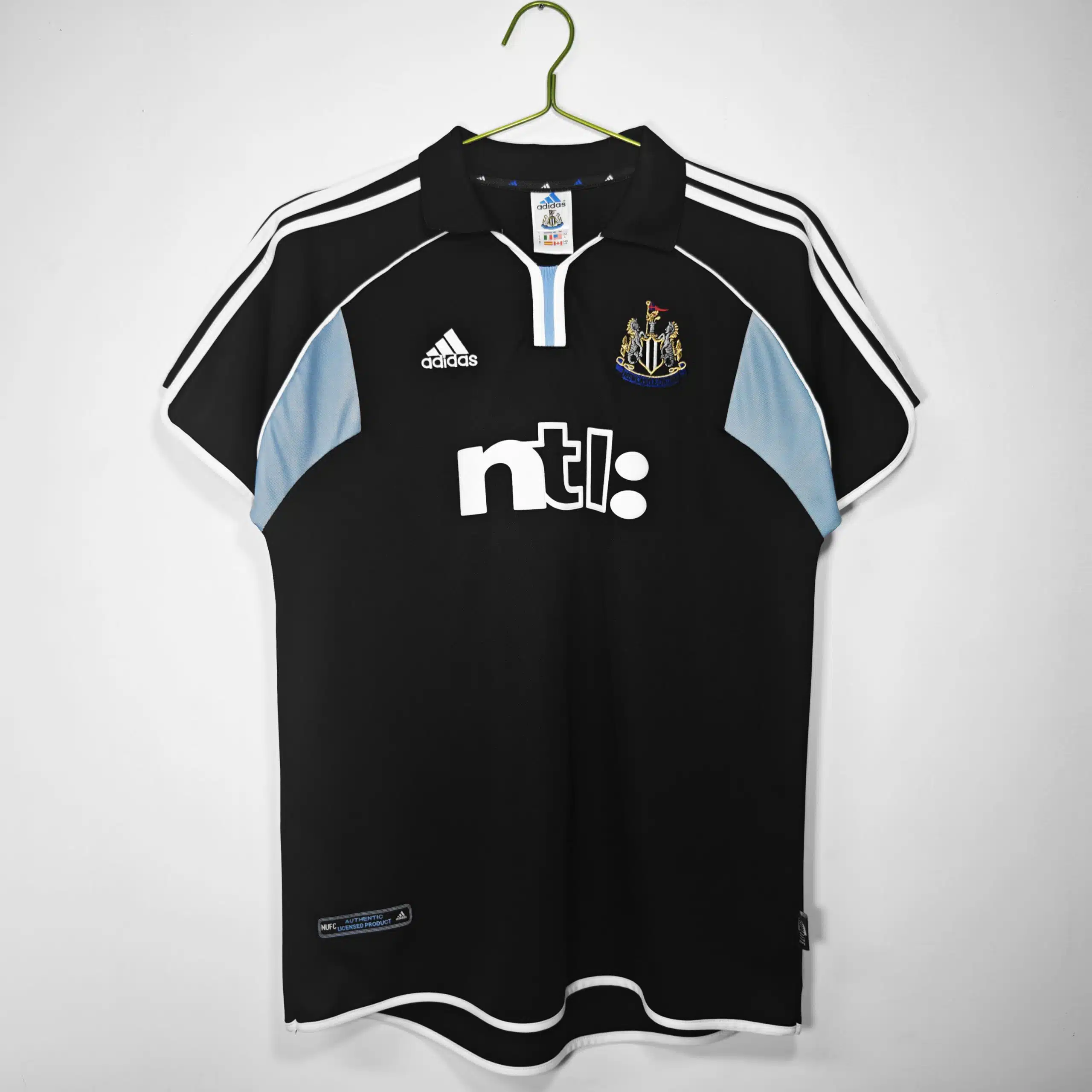 00-01 Newcastle United Away Retro Jersey/ 00-01 纽卡斯尔联客场