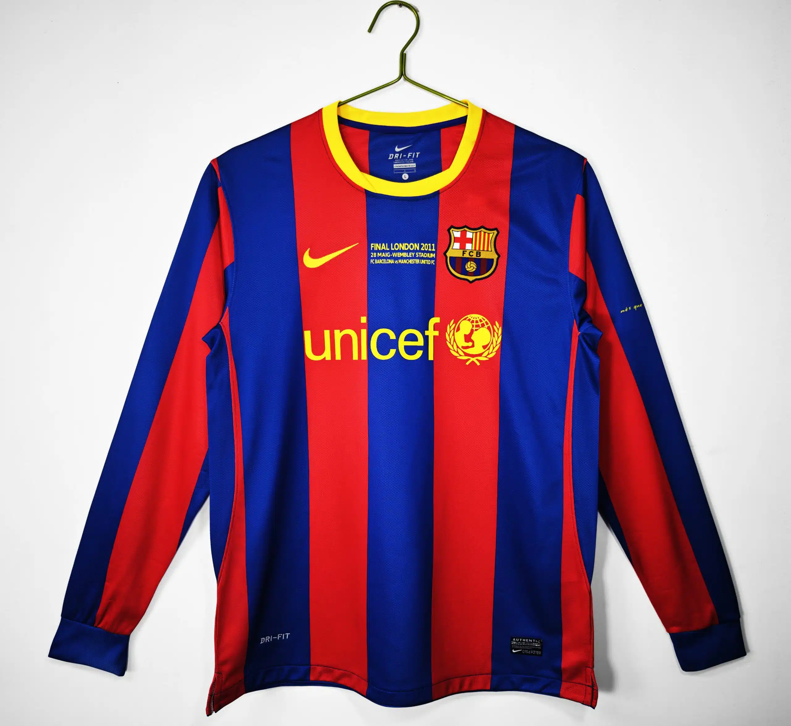 10-11 Barcelona Champions League Home Long Sleeve  Retro Jersey/10-11巴萨主场长袖,欧冠版