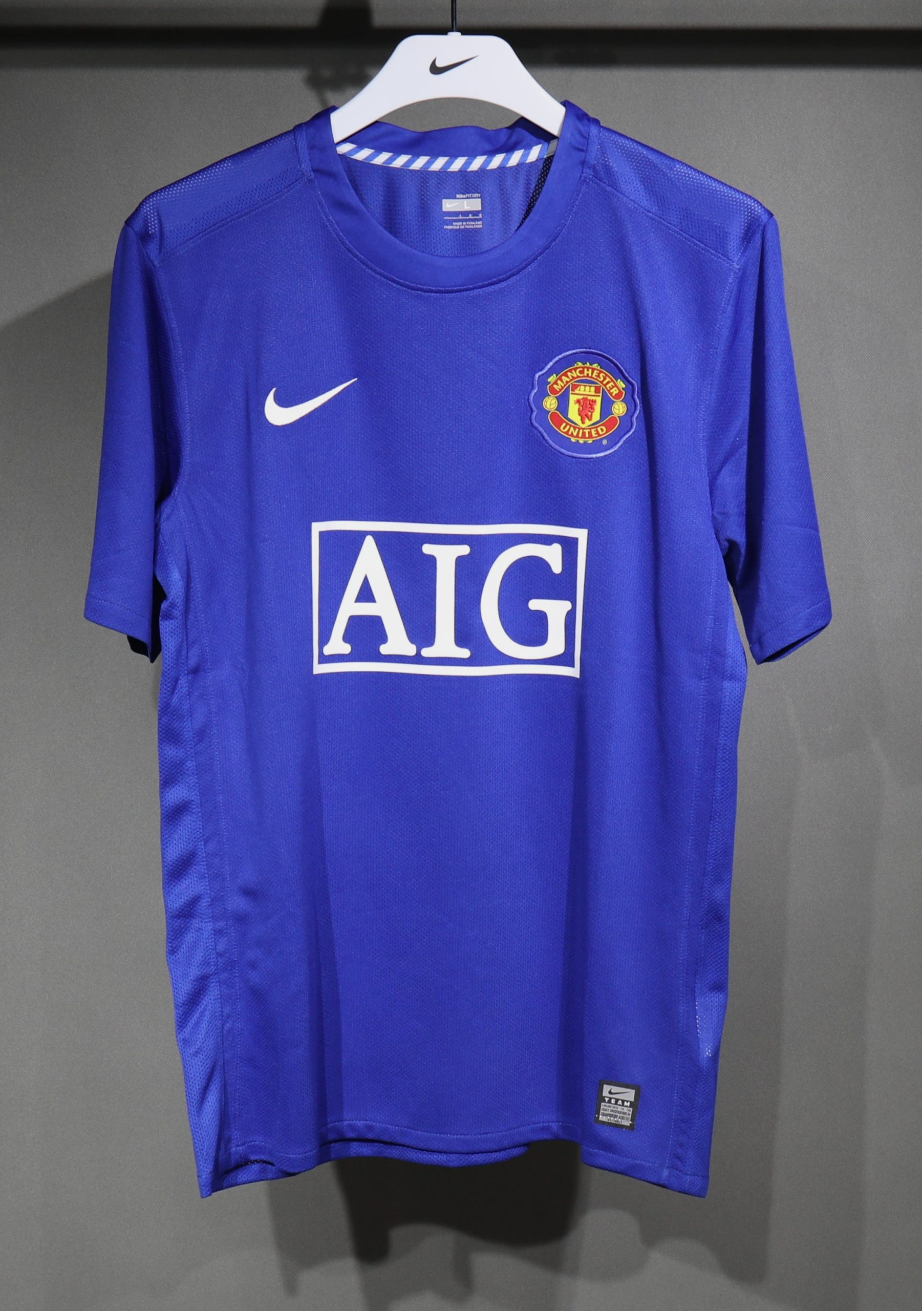 08-09 Manchester United Third Player Retro Jersey