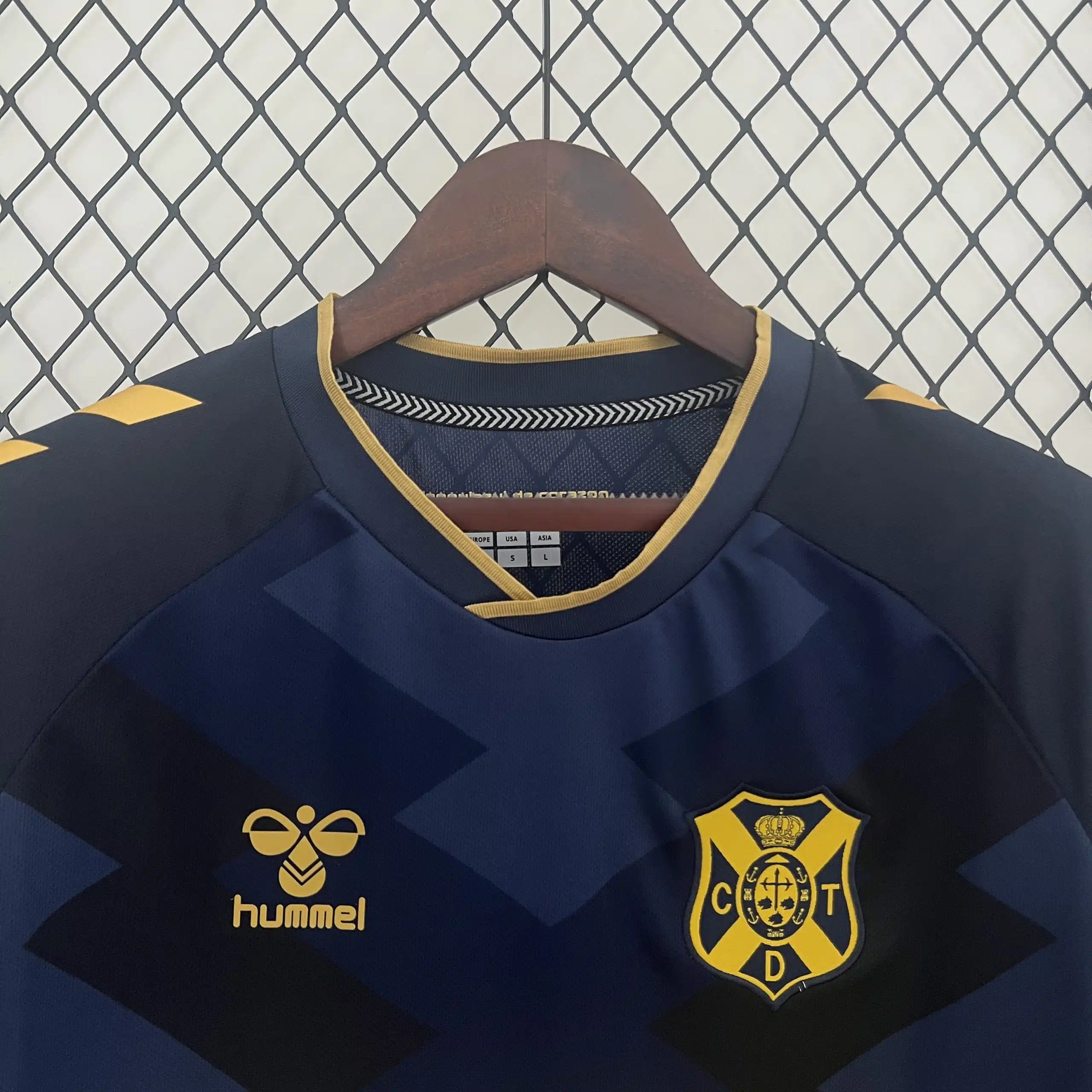 24-25 Tenerife Away Fans Jersey/ 24-25 特内里费客场球迷版