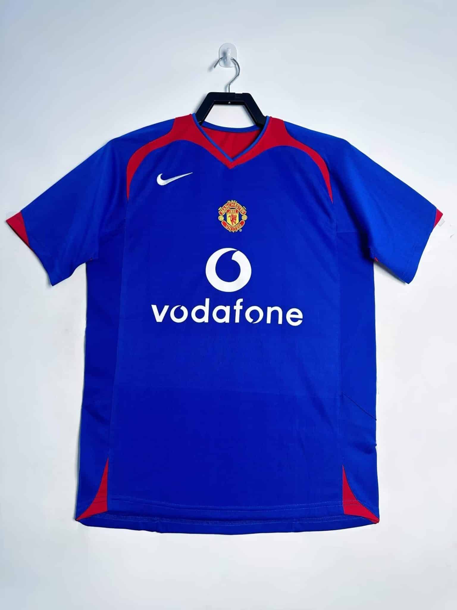 05-06 Manchester United Away Retro Jersey