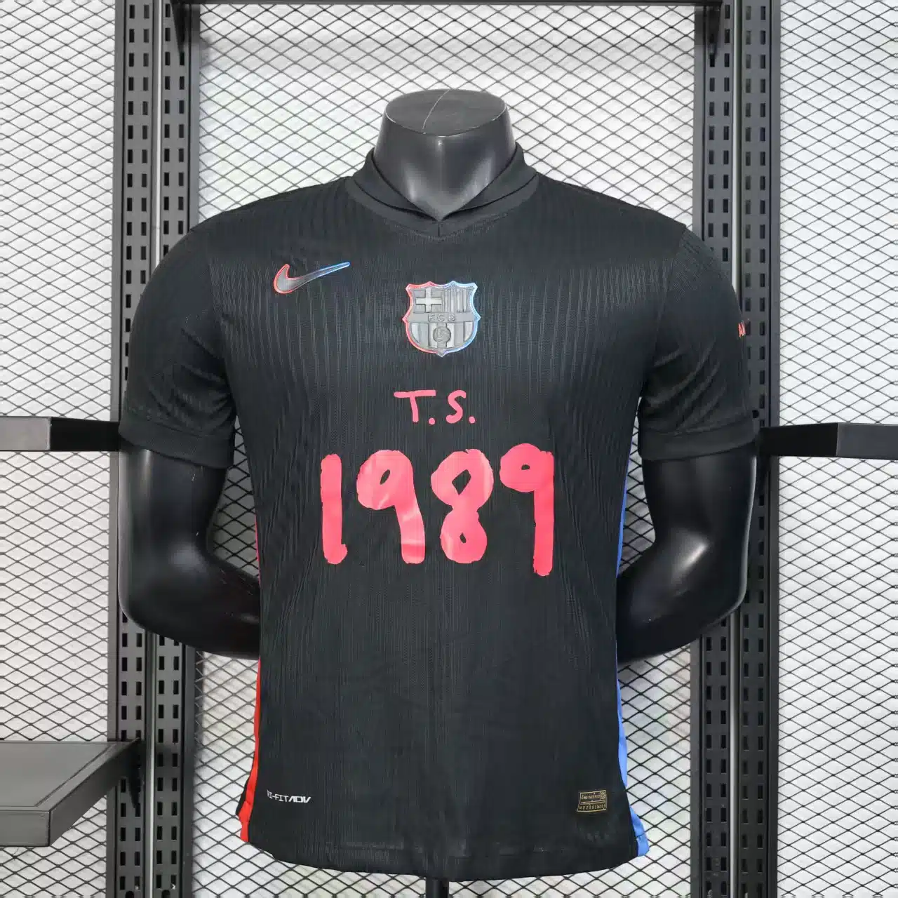 24-25 Barcelona Special Home Jersey/ 24-25巴萨特别版主场球员
