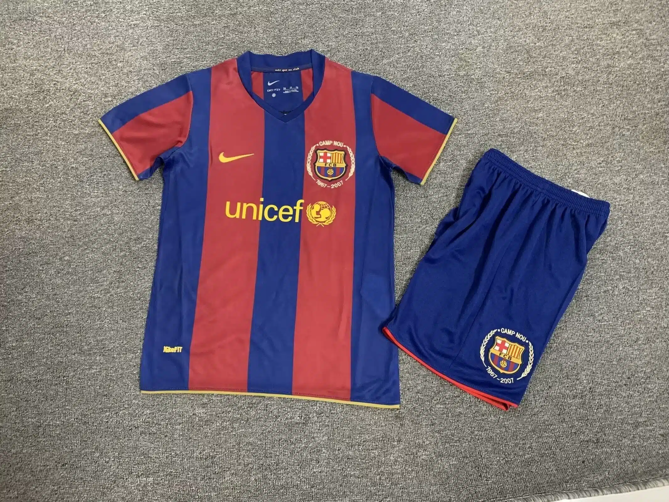 Retro 07-08 Barcelona Home Kids Kit/ 07-08 巴萨主场童装