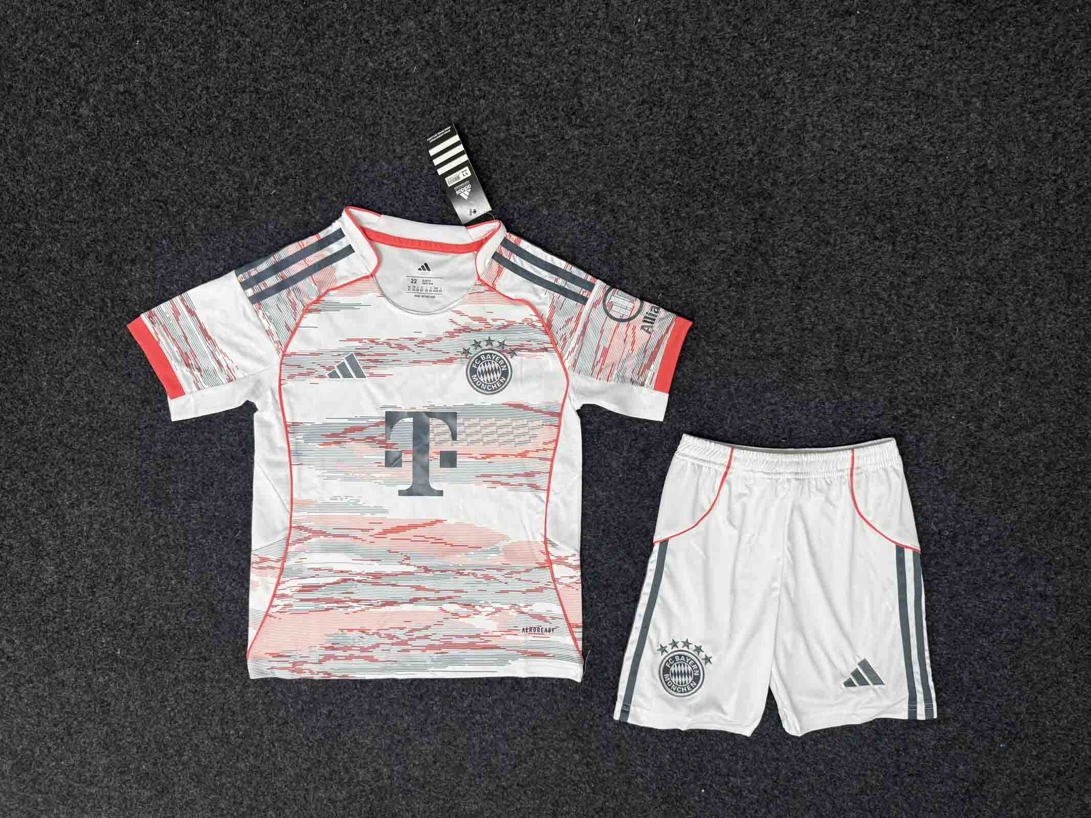 25-26 Bayern Munich Home Kid Kit