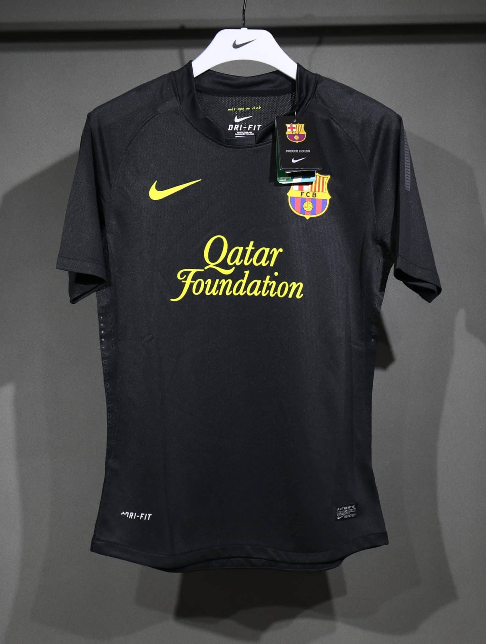 11-12 Barcelona Away Player Retro Jersey