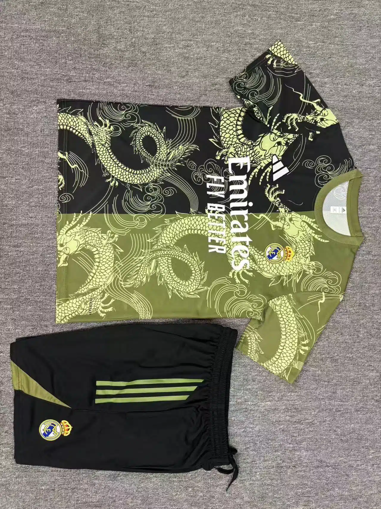 25-26 Real Madrid Short Sleeve Training Suit