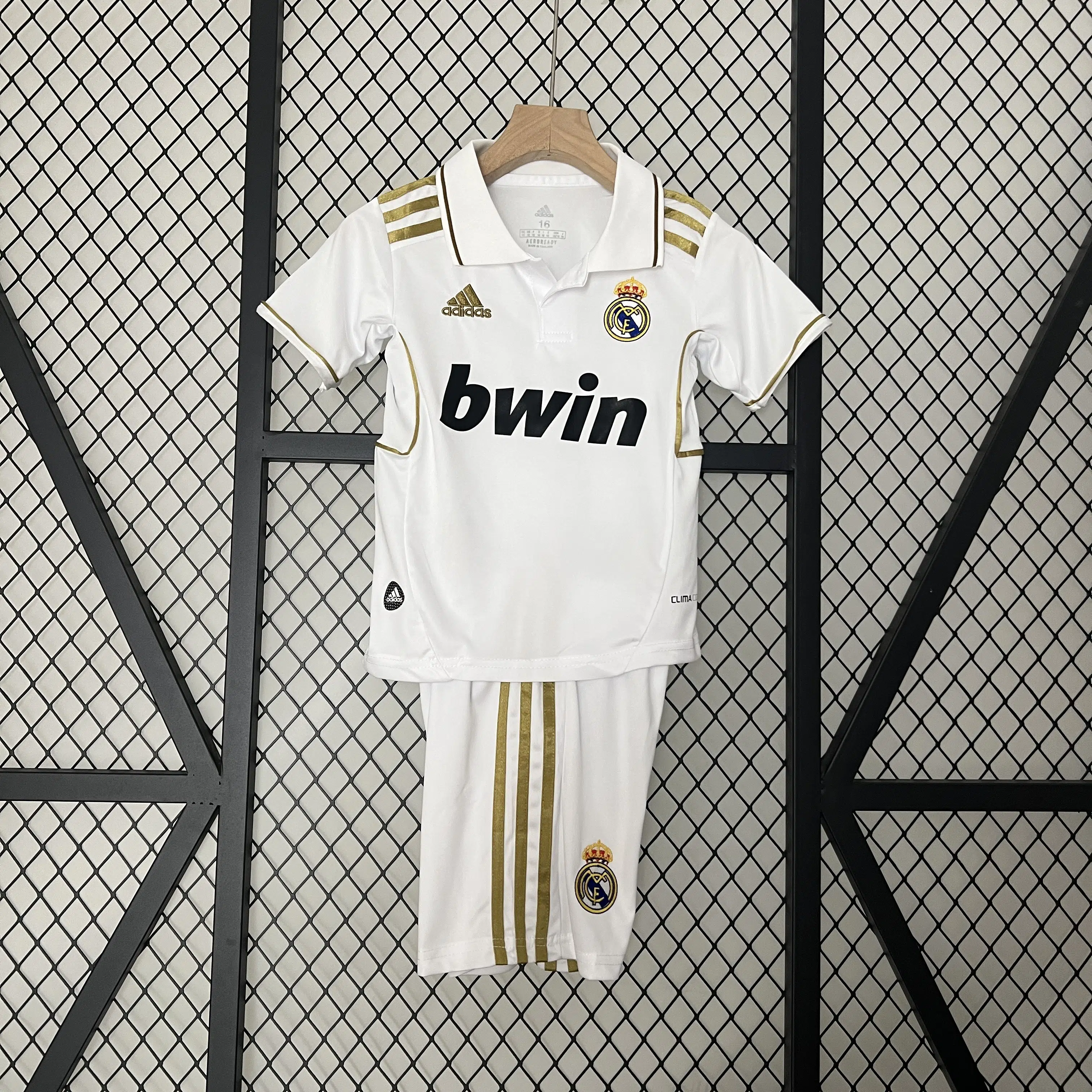Retro 11-12 Real Madrid Home Kids Kit/11-12皇马主场童装