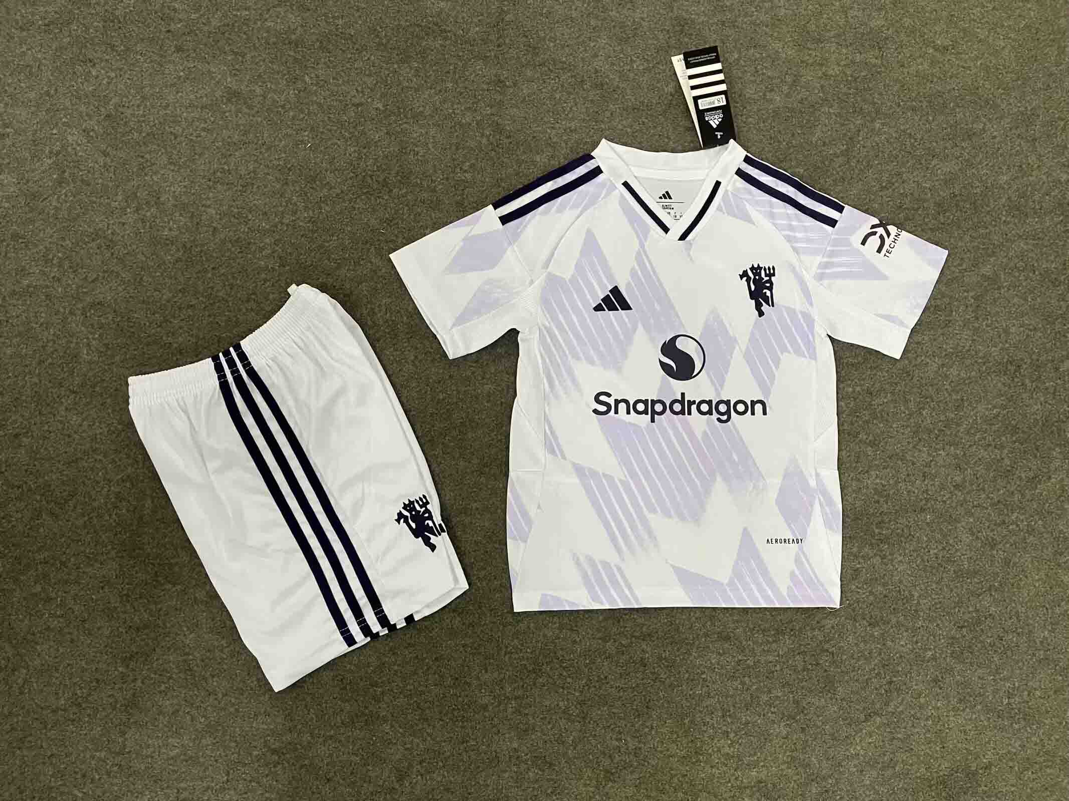 25-26 Manchester United Away Kids Kit/25-26 曼联客场童装