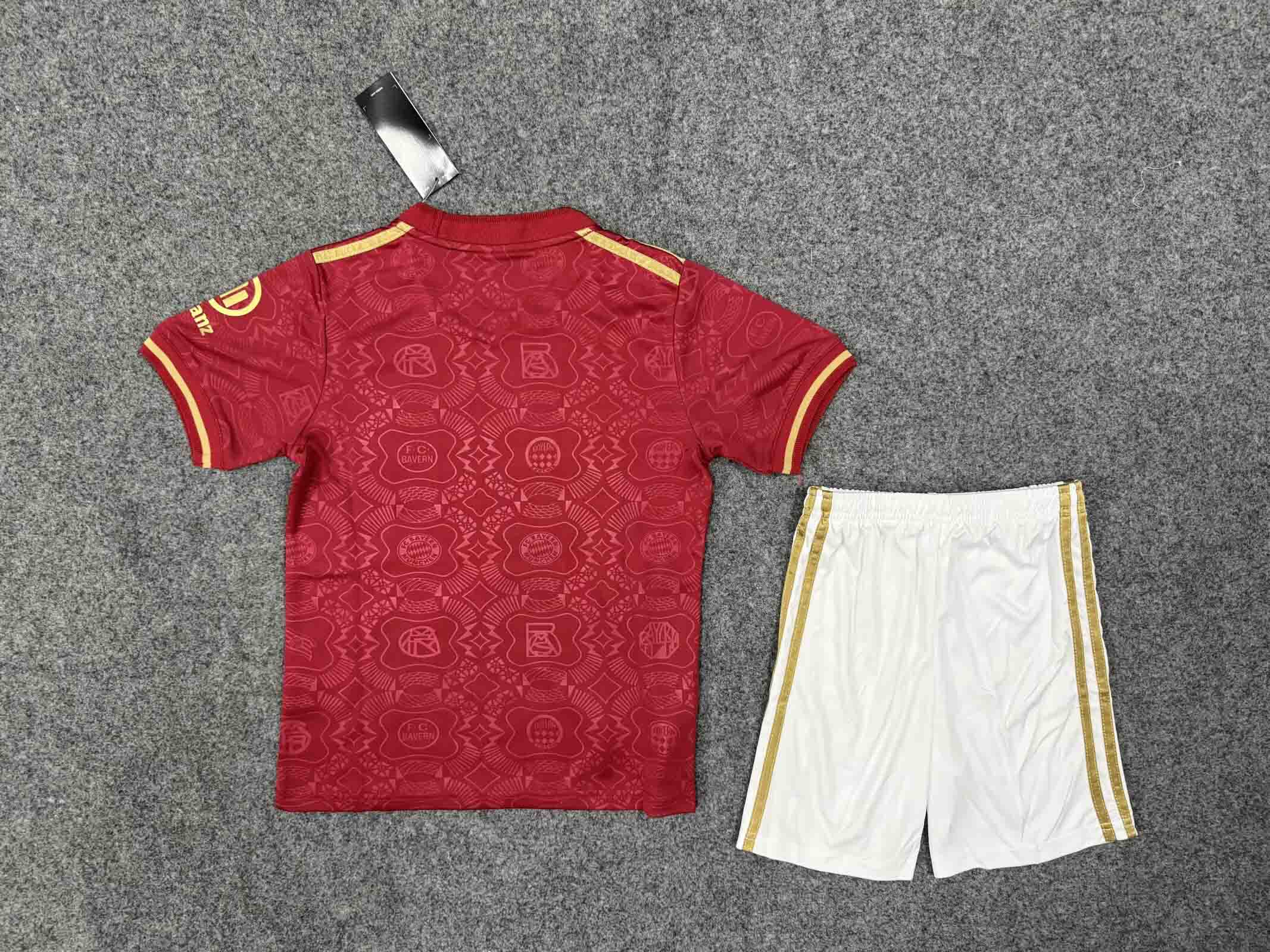 23-24 Bayern Munich Home Kid Kit