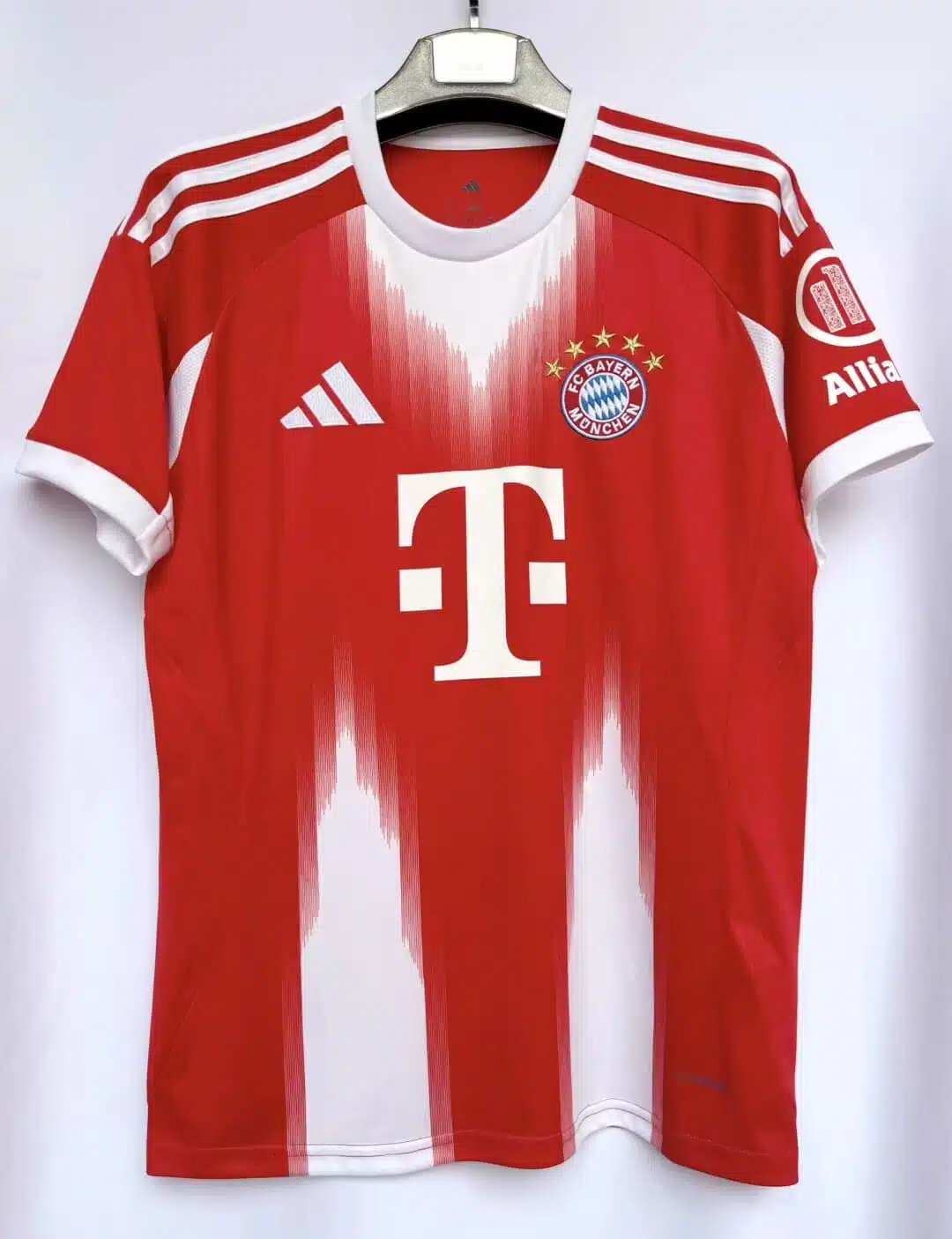 24-25  Bayern Munich Home Fans Jersey/ 24-25 拜仁主场球迷版