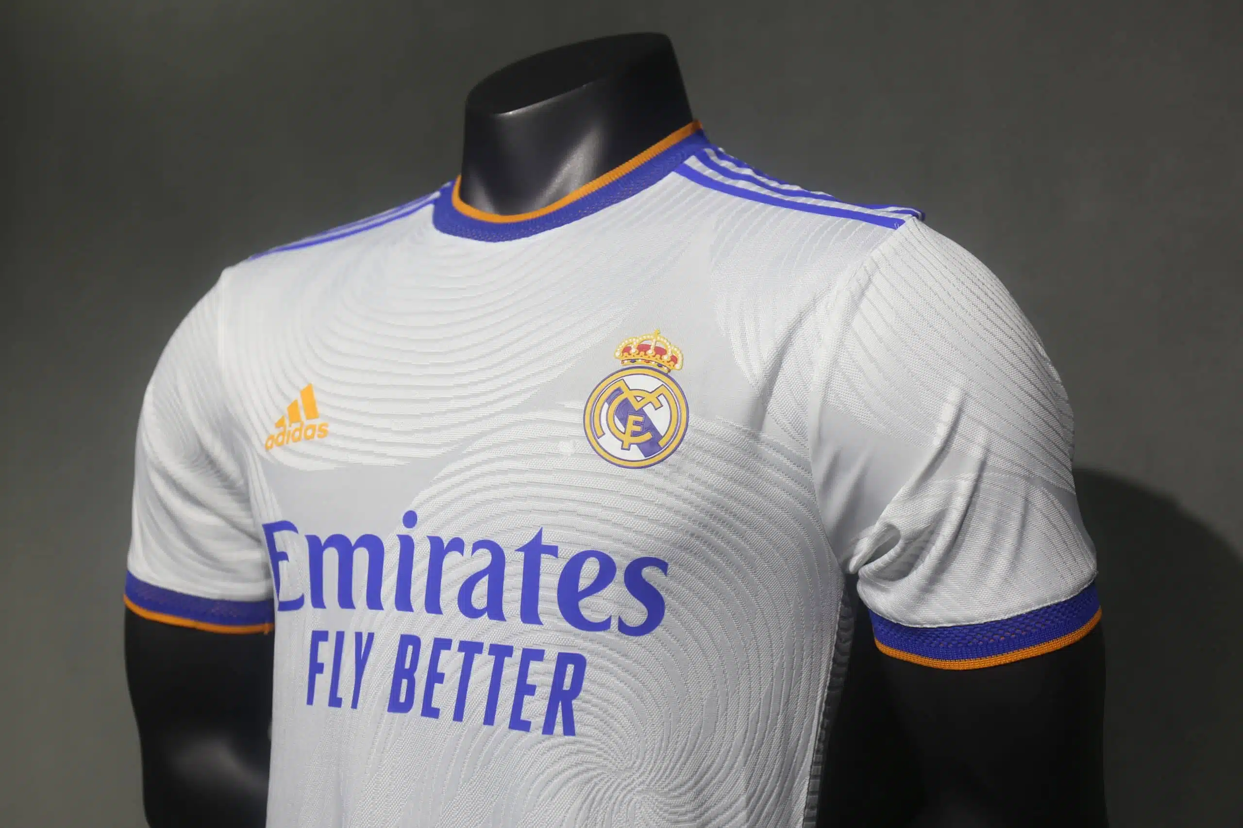 16-17 Real Madrid Away Retro Jersey