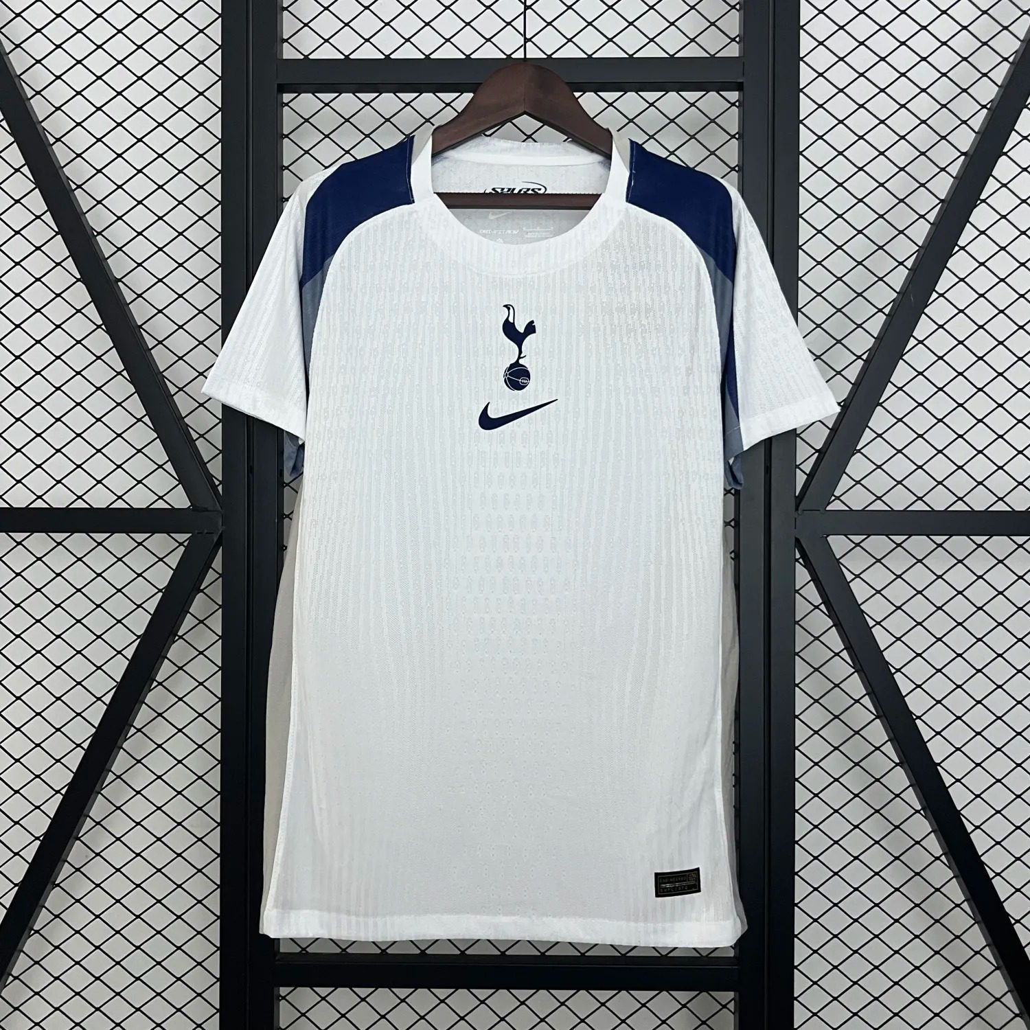 25-26 Tottenham Hotspur Home Player Jersey