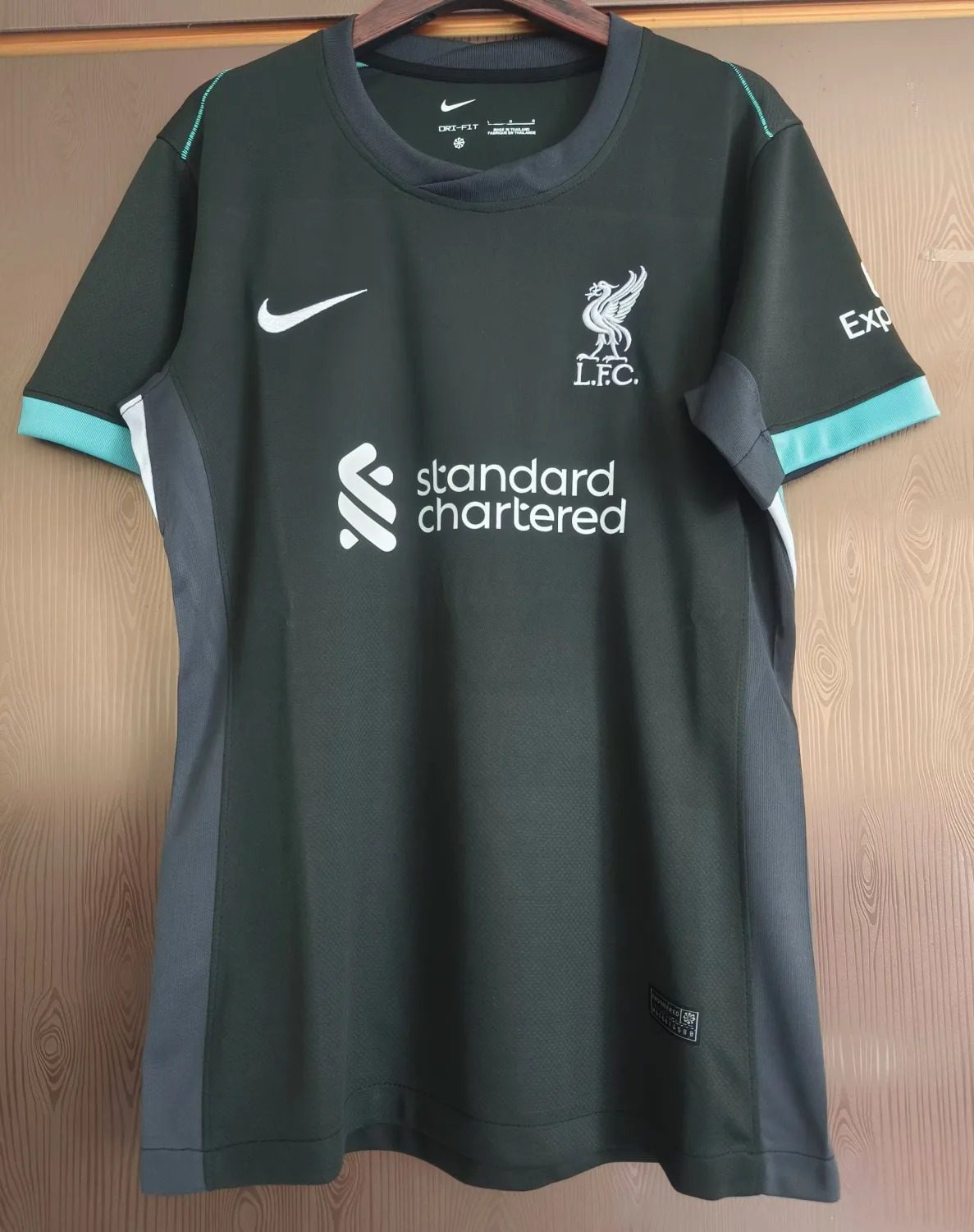 24-25 Liverpool Away Woman Jersey