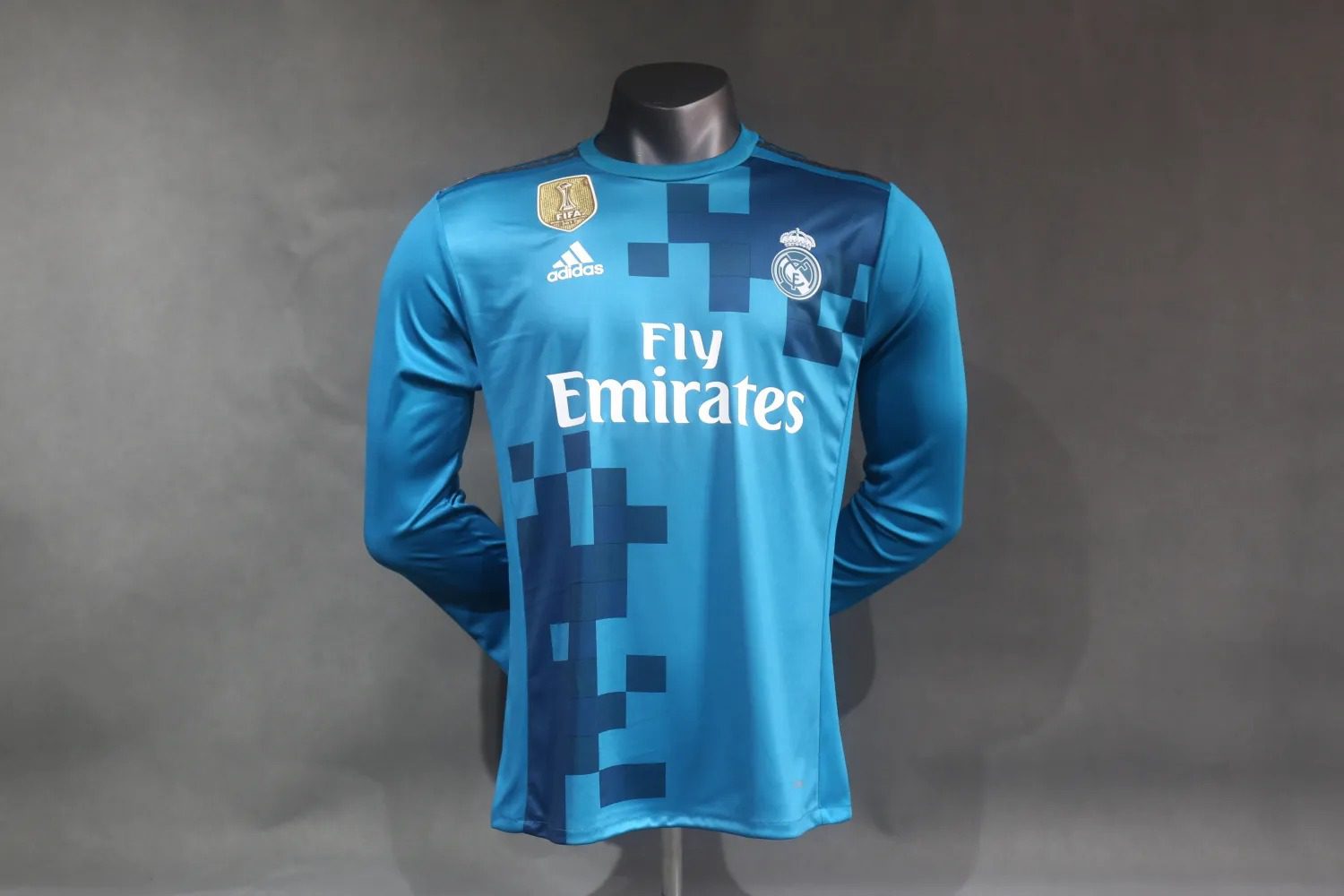 17-18 Real Madrid Third Player Retro Long Sleeve Jersey