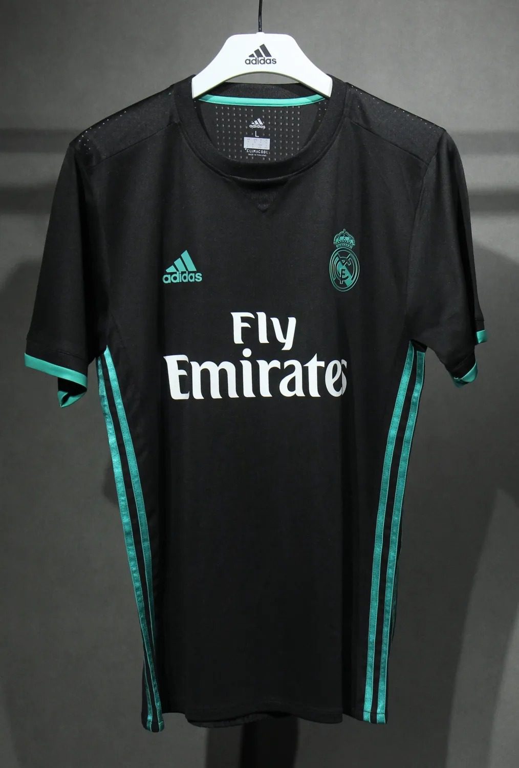 17-18 Real Madrid Away Player Retro Jersey