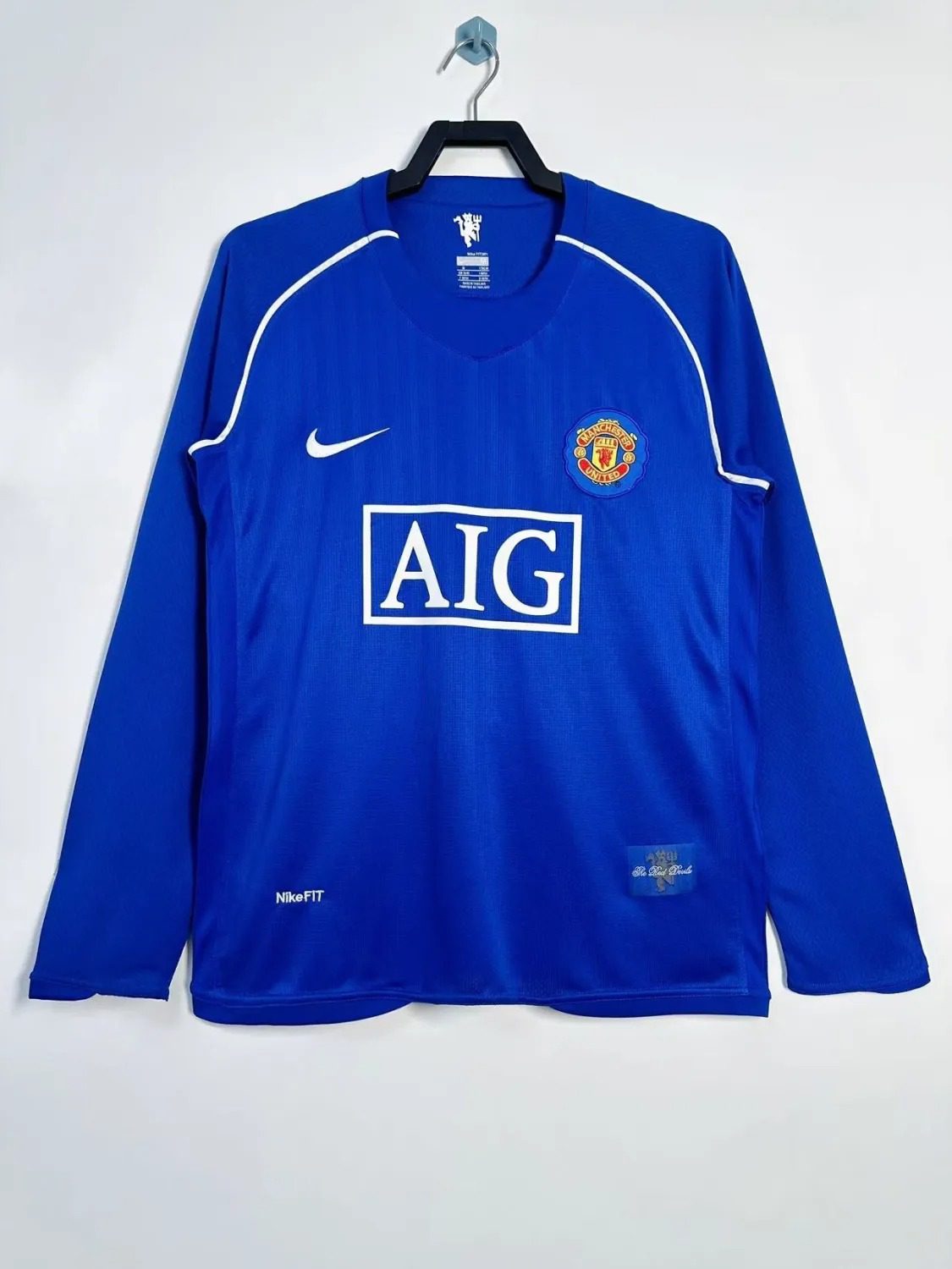 07-08 Manchester United Goalkeeper Blue Retro Long Sleeve Jersey