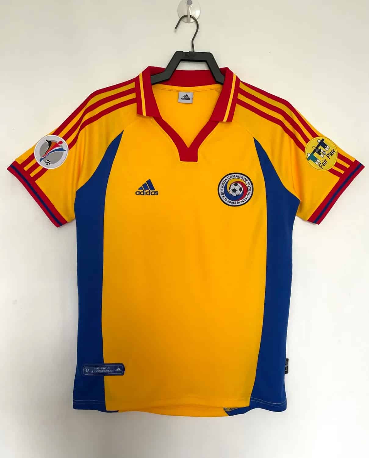 2000 Romania Home Retro Jersey