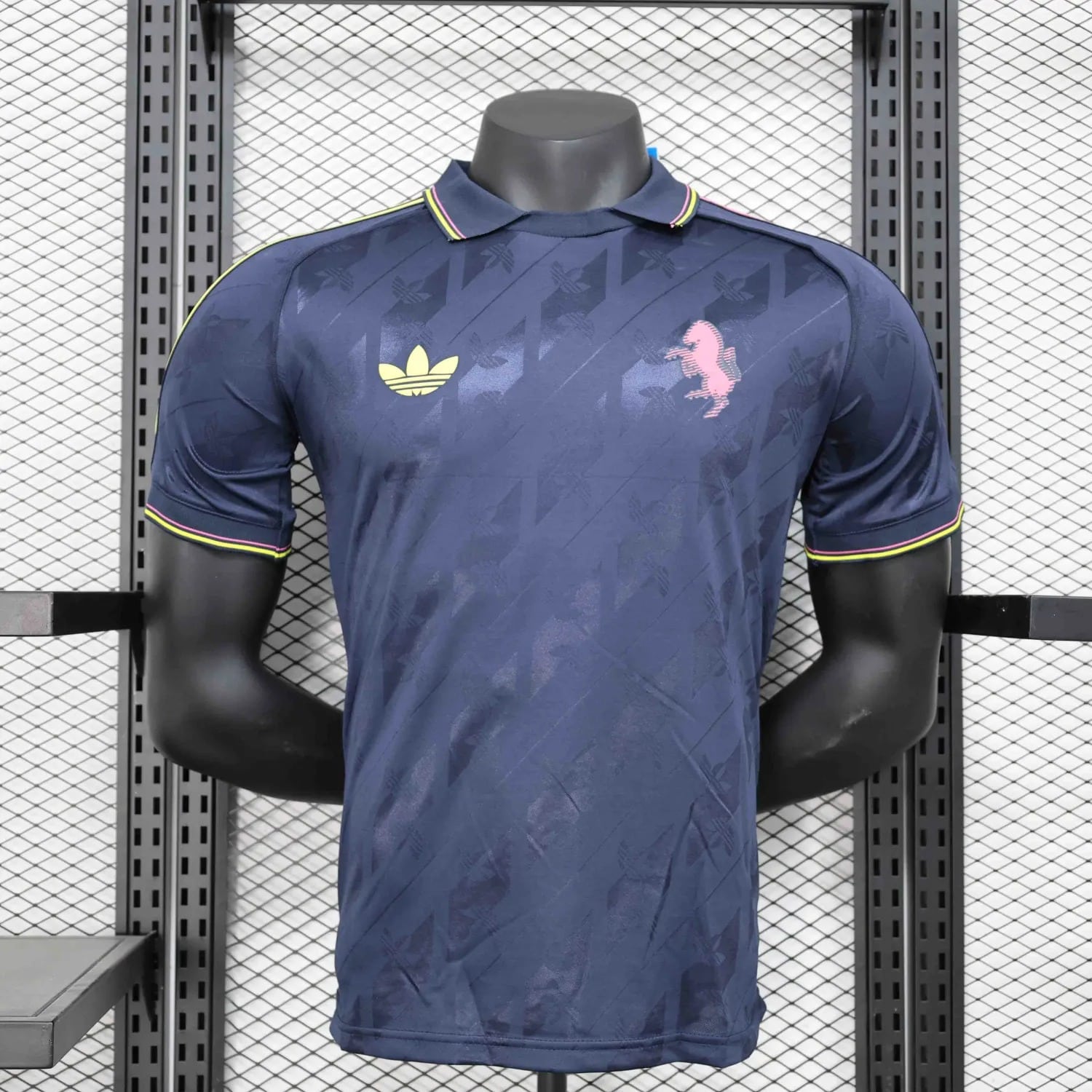 24-25 Juventus Retro Player Jersey