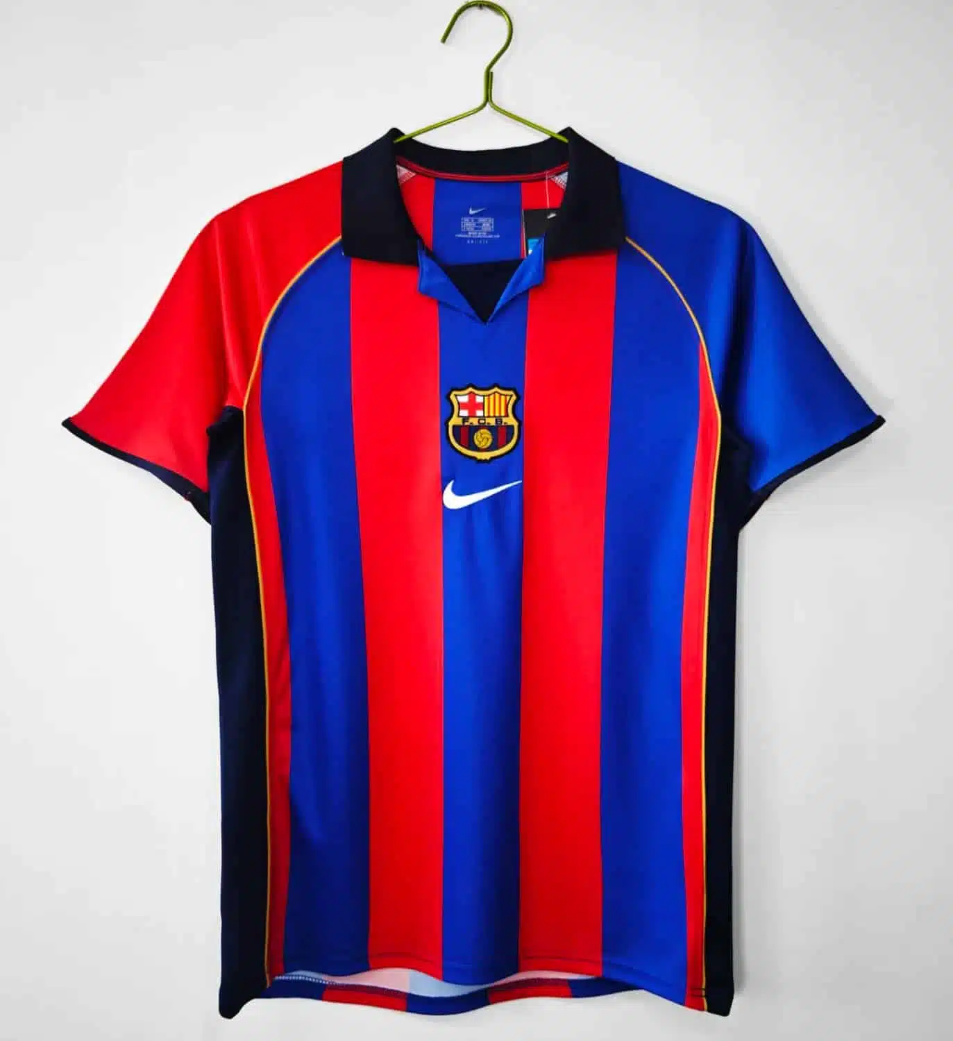 01-02 Barcelona Home Retro Jersey