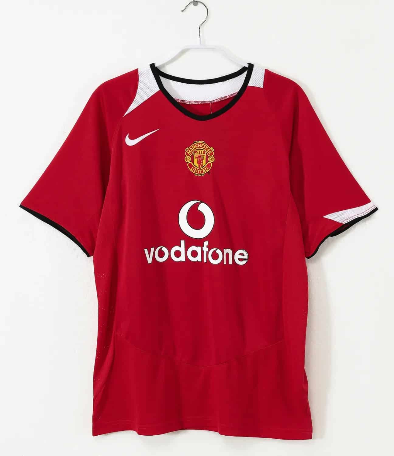 04-06 Manchester United Home Retro Jersey