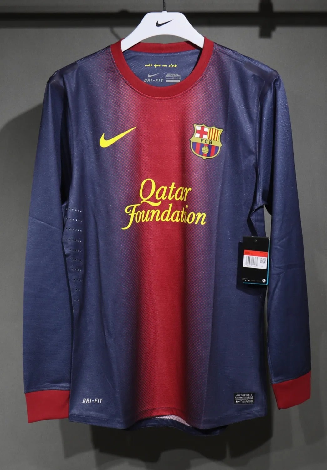 12-13 Barcelona Home Player Retro Long Sleeve Jersey